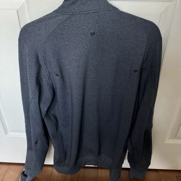 Lululemon Blue sweater full zip up size large - Picture 3 of 3